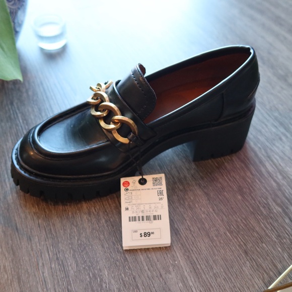 Zara Chunky Heel Loafers with Gold Chain, NWT ⚡️ - Picture 4 of 5